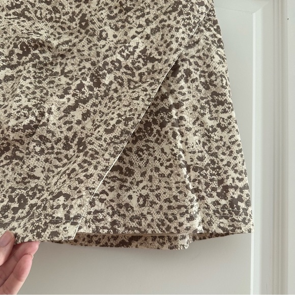 Free People Fake Out Leopard Print Faux Leather Skirt in Light Combo Size 6 - Picture 7 of 12